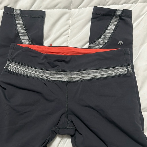 Size 8 Lululemon leggings - Picture 1 of 4